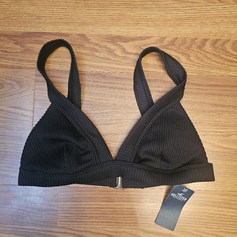 Hollister Black Triangle Ribbed Bikini Top